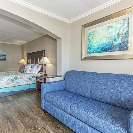 Ocean View King Suite With Modern Decor And Accents - Caravelle Resort 605 Sleeps 4 Guests Myrtle Beach Exterior foto