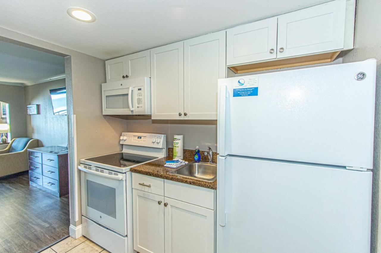 Ocean View King Suite With Modern Decor And Accents - Caravelle Resort 605 Sleeps 4 Guests Myrtle Beach Exterior foto