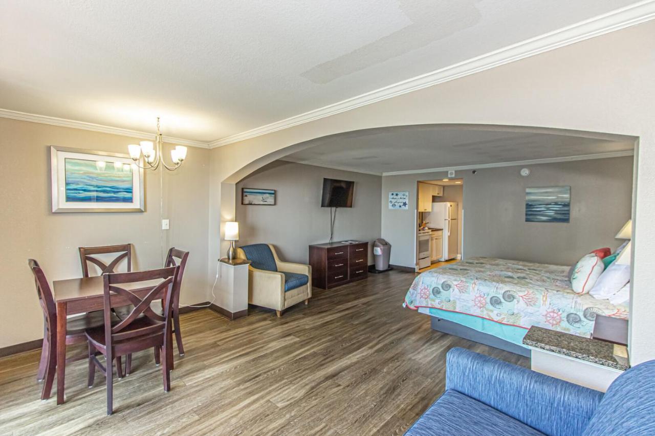 Ocean View King Suite With Modern Decor And Accents - Caravelle Resort 605 Sleeps 4 Guests Myrtle Beach Exterior foto
